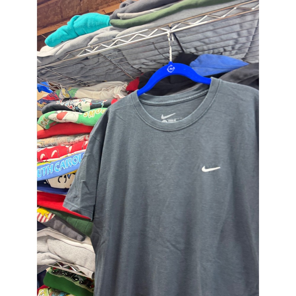 Nike Mens Loose Fit Short Sleeve Swoosh T-Shirt Charcoal Gray Size M 5791